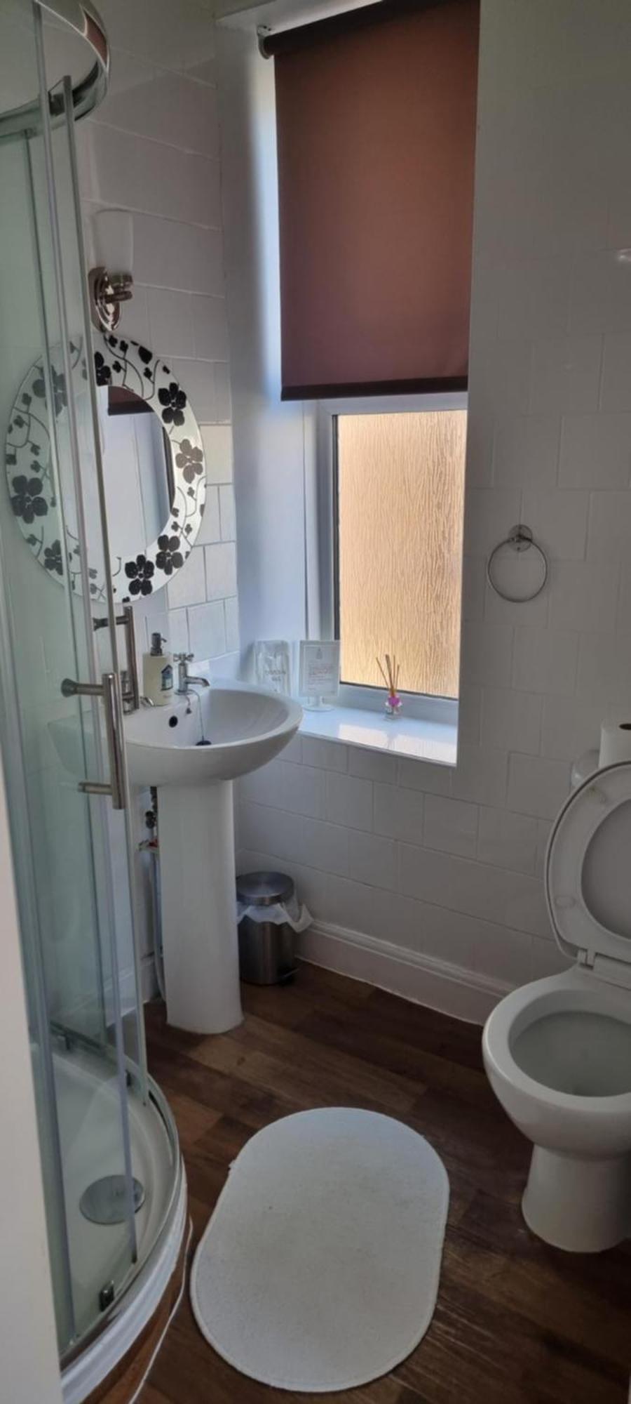 Number Twenty Five Hotel Blackpool Bagian luar foto